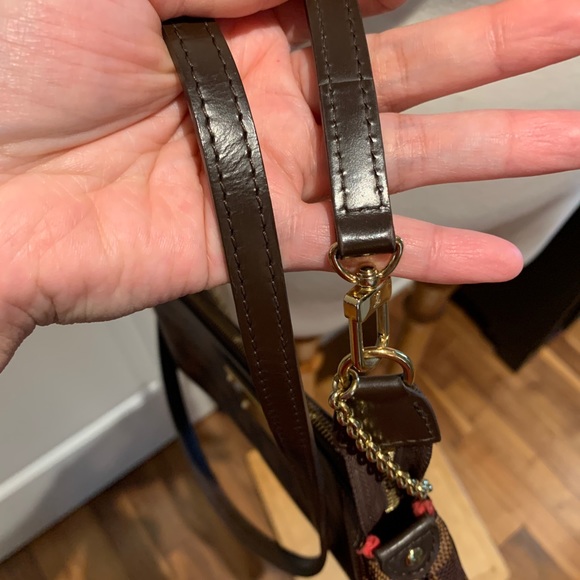 SOLD 🔥HOT ITEM🔥Louis Vuitton Eva clutch DE - Picture 3 of 12